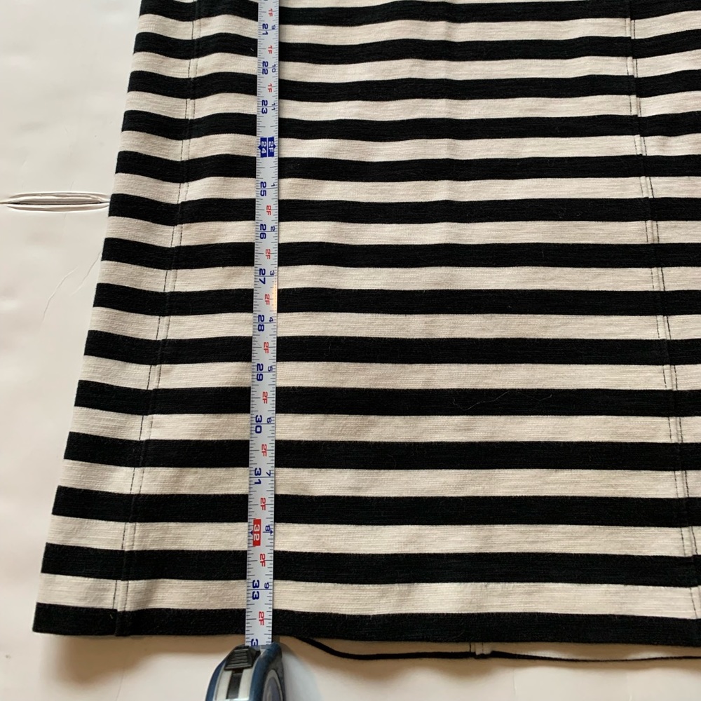 Lole black and Off white striped short sleeve “selah” shift Dress - Picture 6 of 6